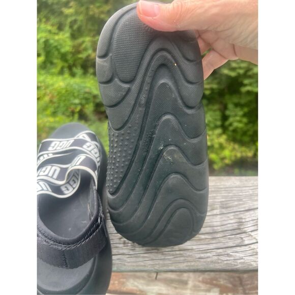 UGG LA CLOUD SANDAL Sz 7  Womans - Picture 4 of 8